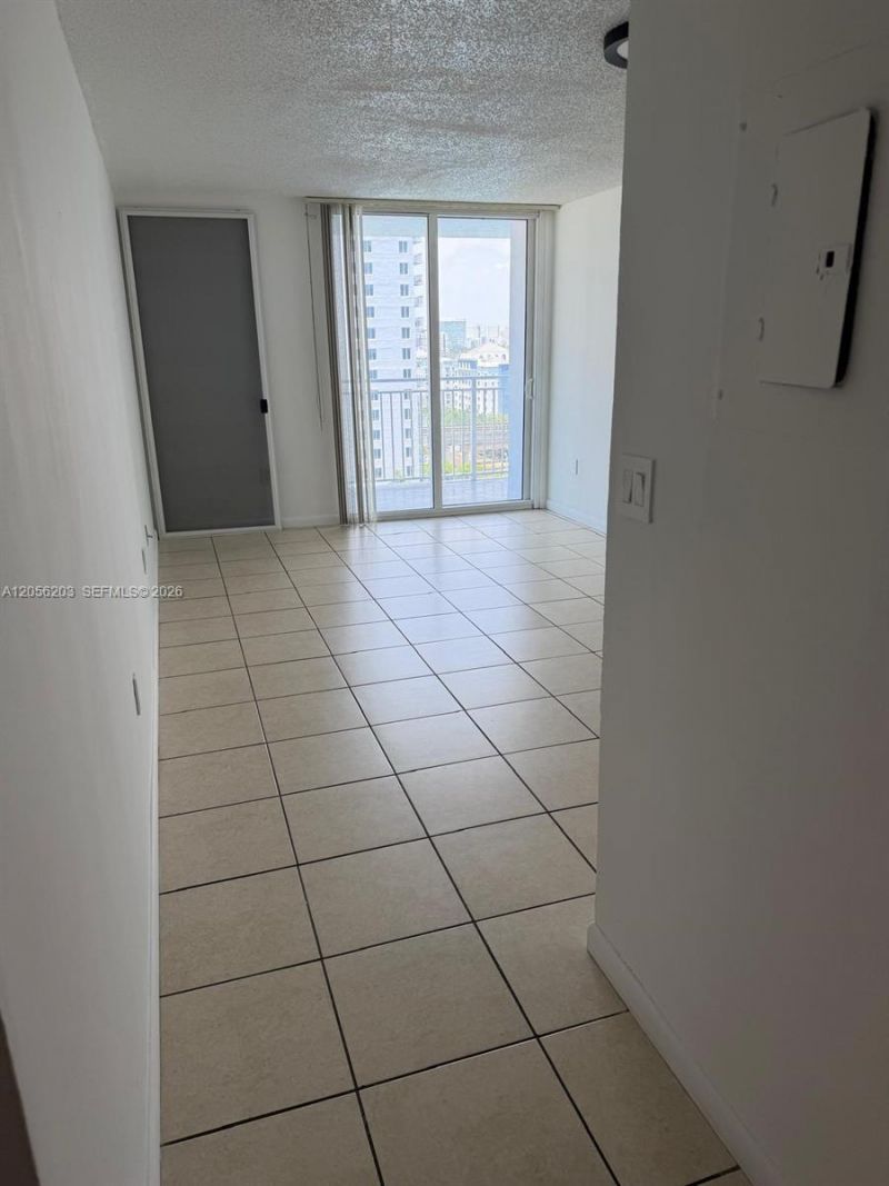 800 N Miami Ave , Unit E1402, Miami, FL 33136 Photo