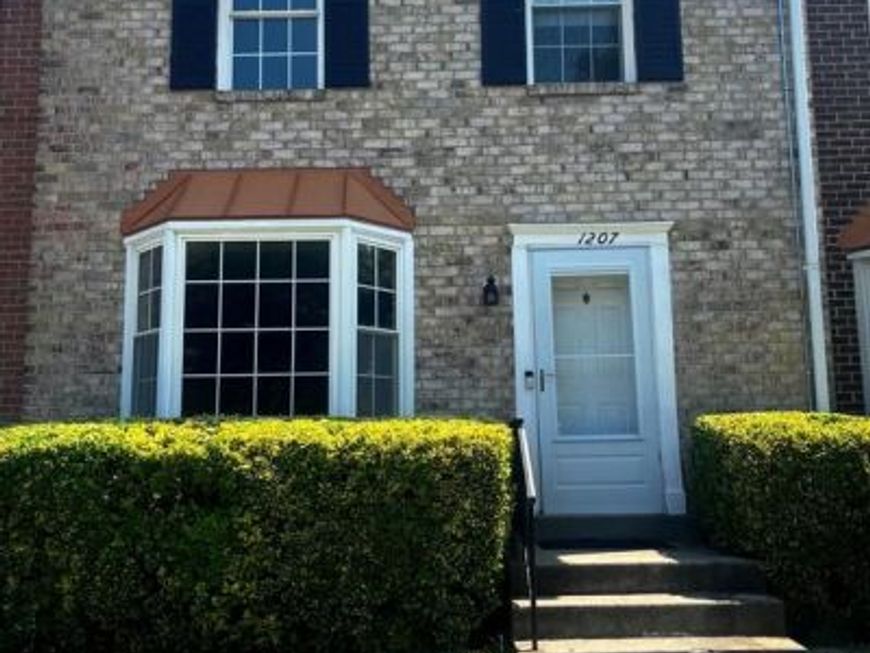 1207 Knoll Mist Lane, Gaithersburg, MD 20879 Main Photo