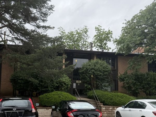 Unit 204, Willowbrook, IL 60527