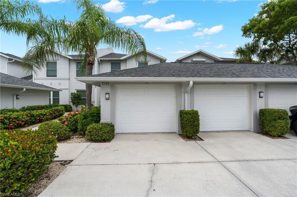 1320 Charleston Square Dr, Unit 103, Naples, FL 34110 Photo