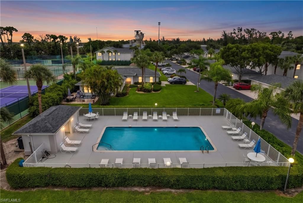 1320 Charleston Square Dr, Unit 103, Naples, FL 34110 Photo
