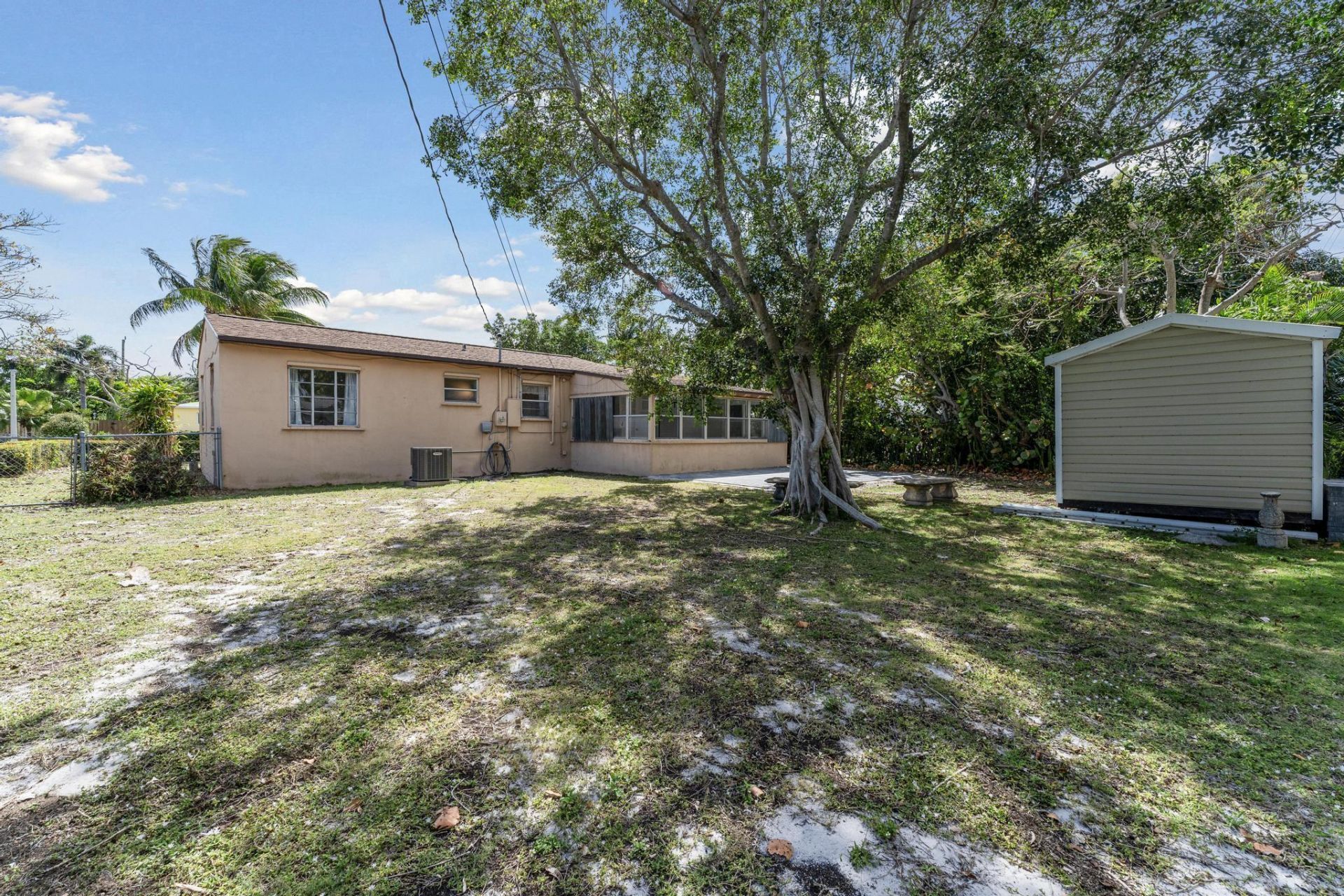 331 Winters Street, West Palm Beach, FL 33405 Photo