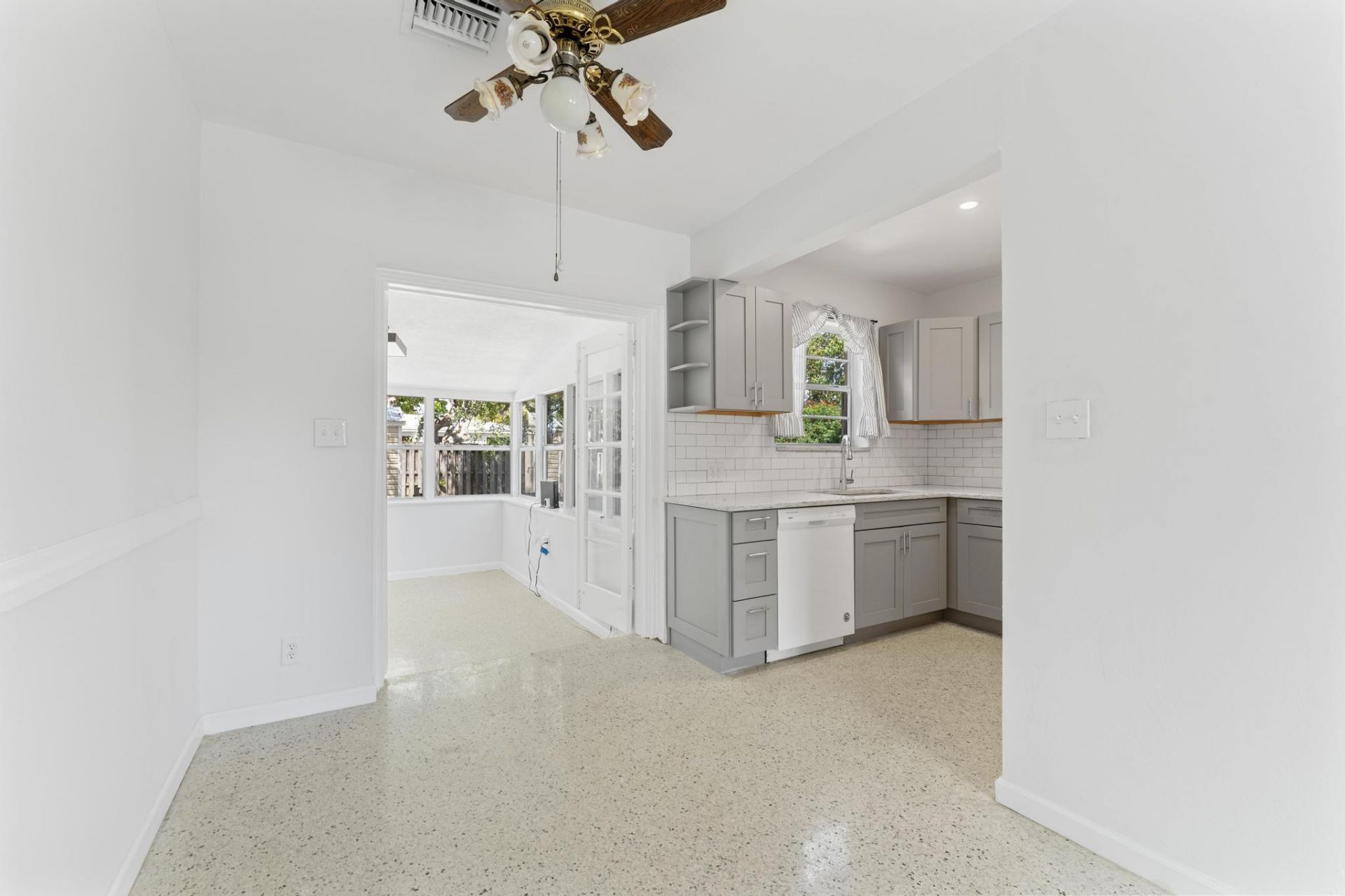 331 Winters Street, West Palm Beach, FL 33405 Photo