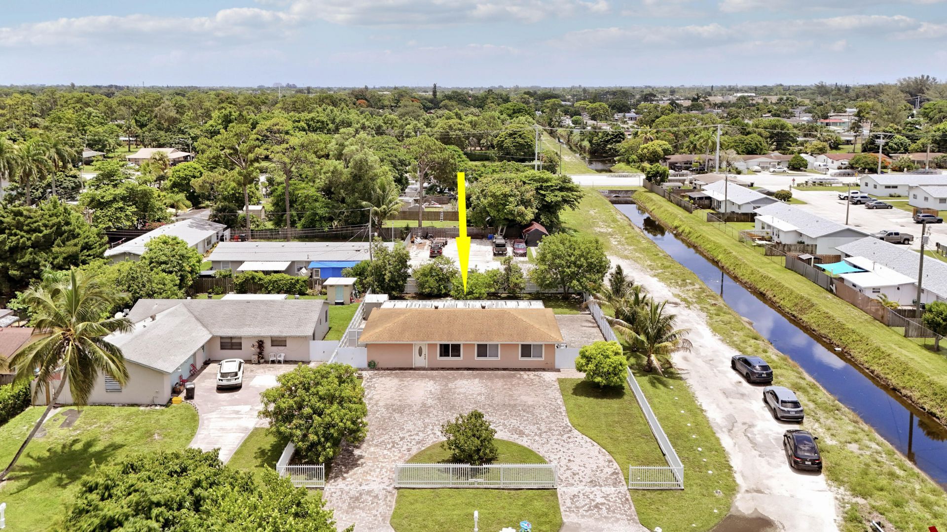 2488 Pineway Drive, West Palm Beach, FL 33415 Photo