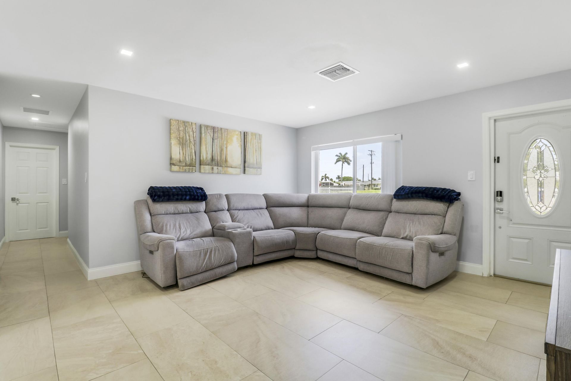 2488 Pineway Drive, West Palm Beach, FL 33415 Photo