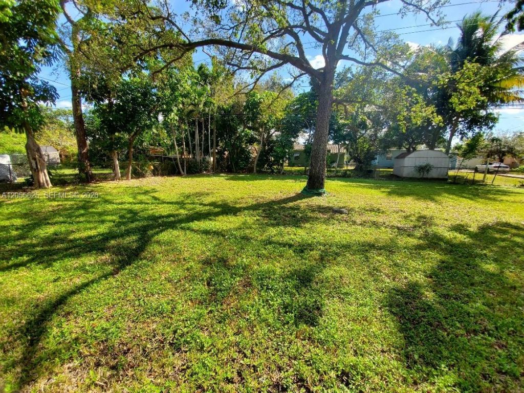 1050 NW 127th St , Unit ., North Miami, FL 33168 Photo