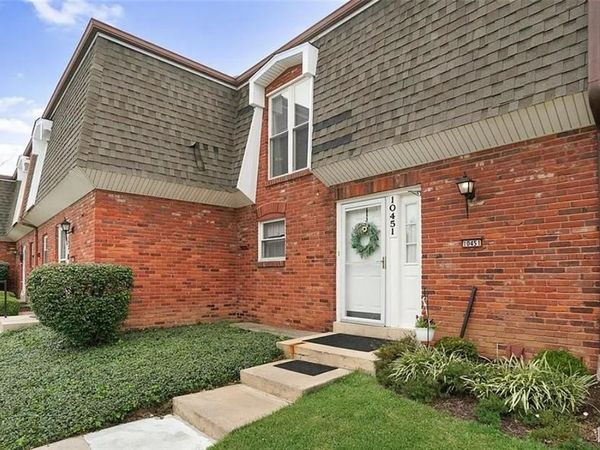 10451 Corbeil Drive, Creve Coeur, MO 63146