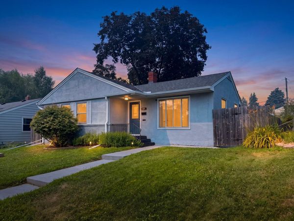 471 White Bear Avenue N, Saint Paul, MN 55106