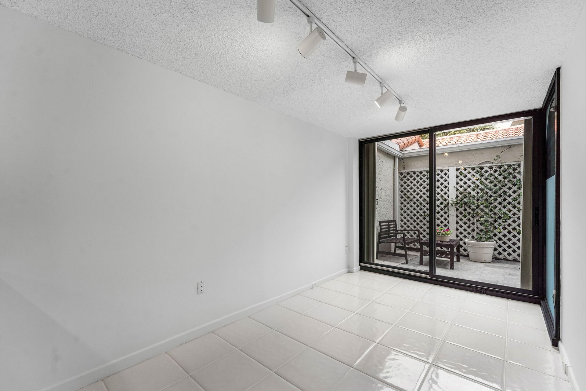 3908 S Ocean Boulevard, Unit T-1, Highland Beach, FL 33487 Photo