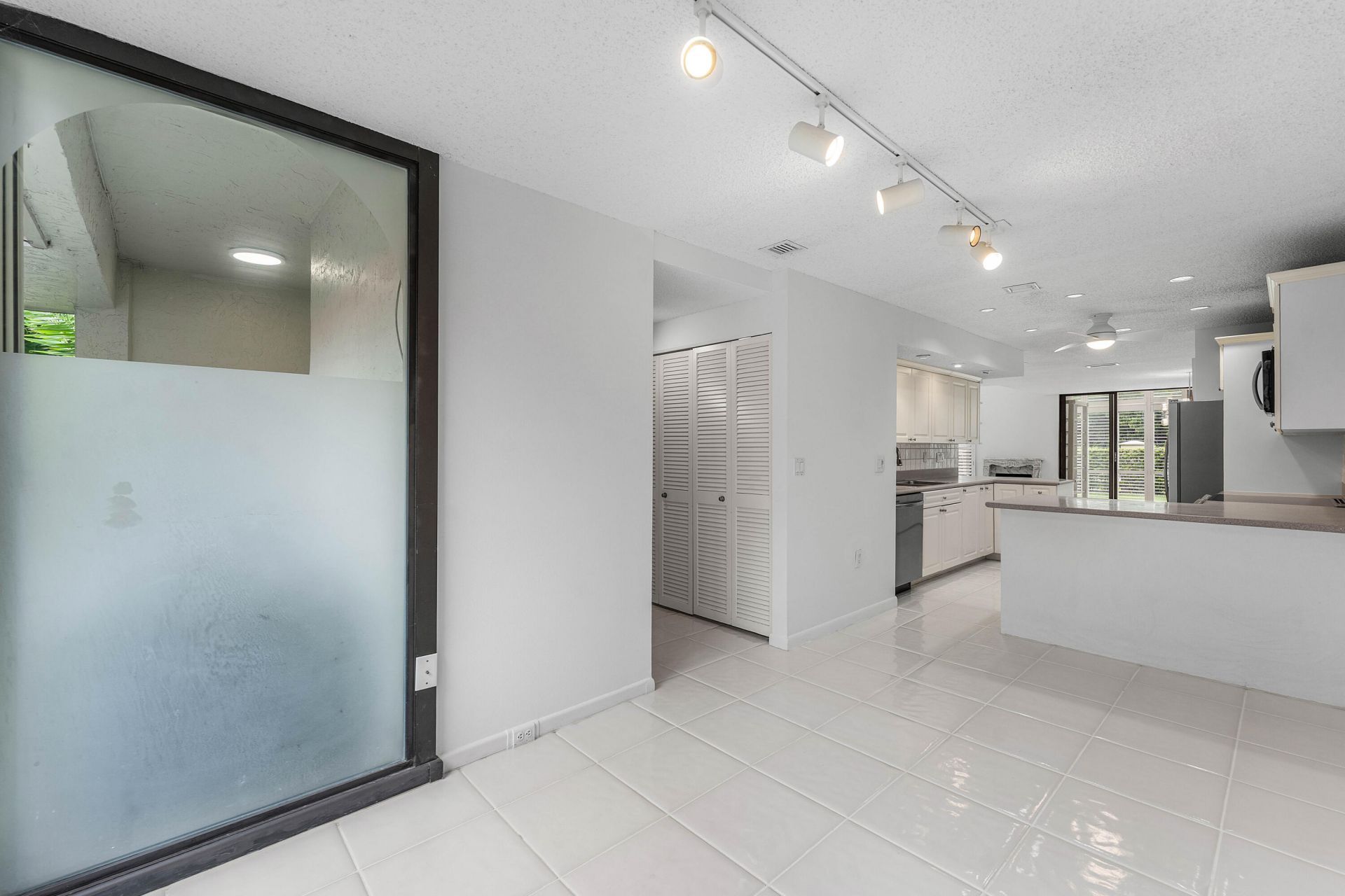3908 S Ocean Boulevard, Unit T-1, Highland Beach, FL 33487 Photo