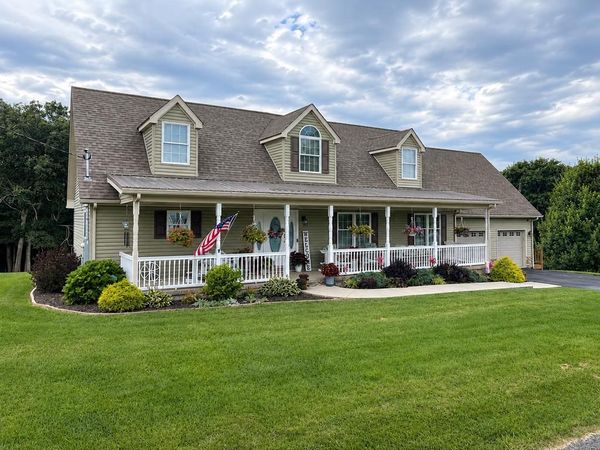 117 Apple Ridge Dr., BEAVER, WV 25813