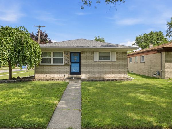 25248 Hass Street, Dearborn Heights, MI 48127