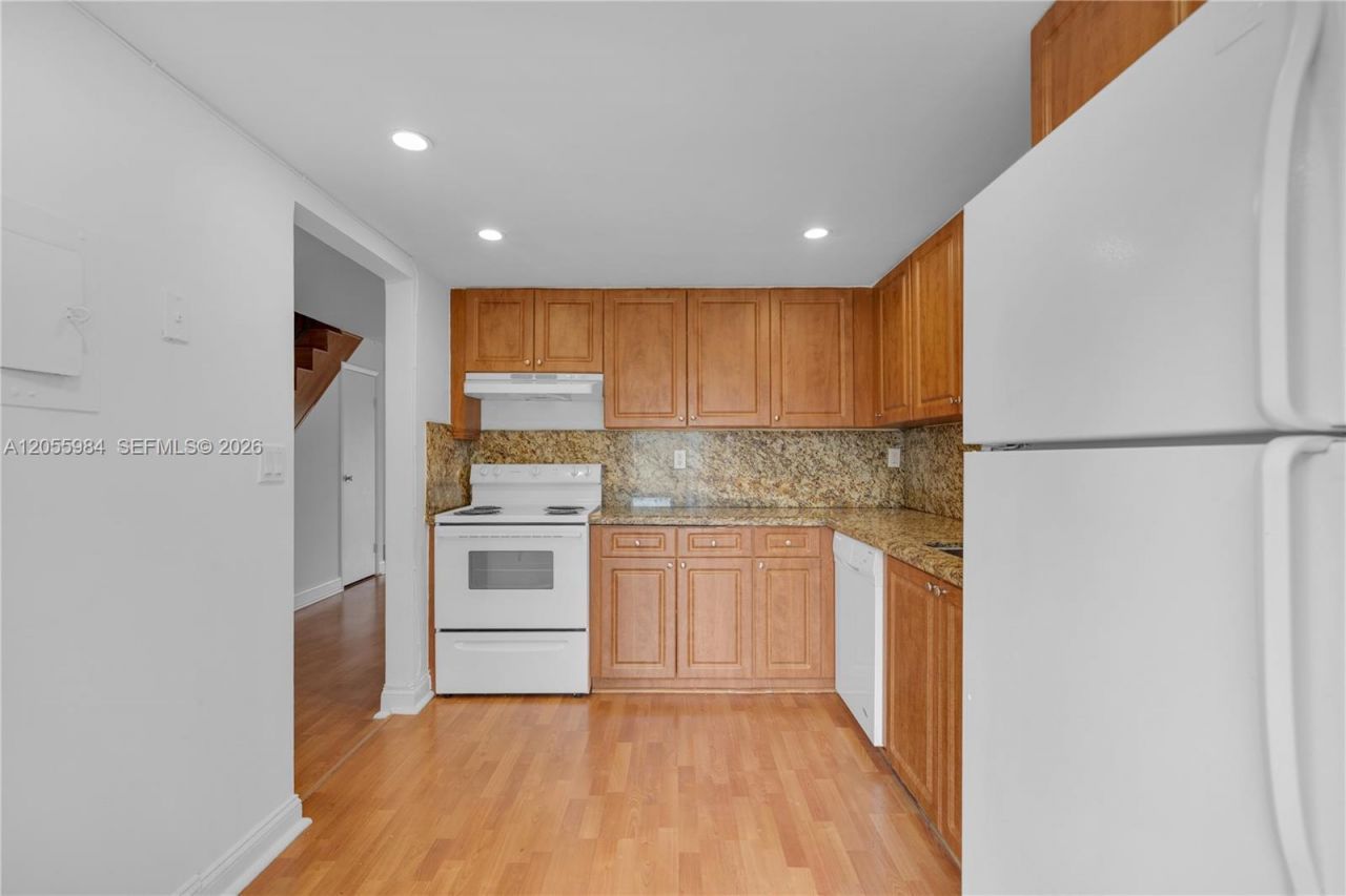 8475 SW 137th Ave , Unit 8475, Miami, FL 33183 Photo