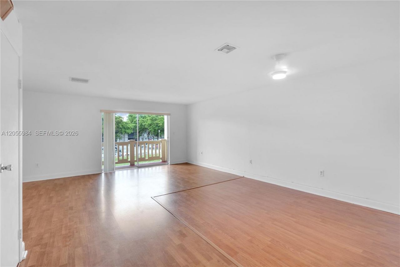8475 SW 137th Ave , Unit 8475, Miami, FL 33183 Photo