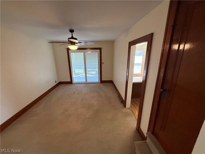 141 Warren Lane, Steubenville, OH 43953 Photo 10