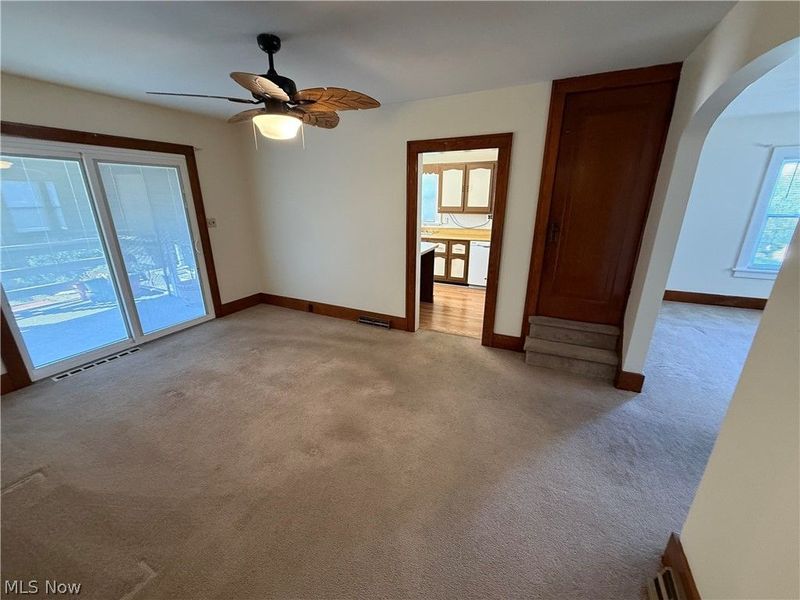 141 Warren Lane, Steubenville, OH 43953 Photo 9