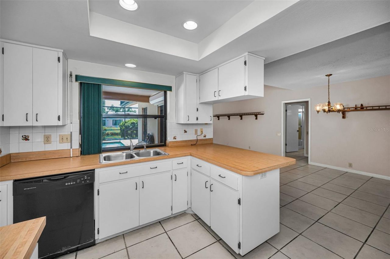 9866 Lopez Drive, New Port Richey, FL 34655 Photo