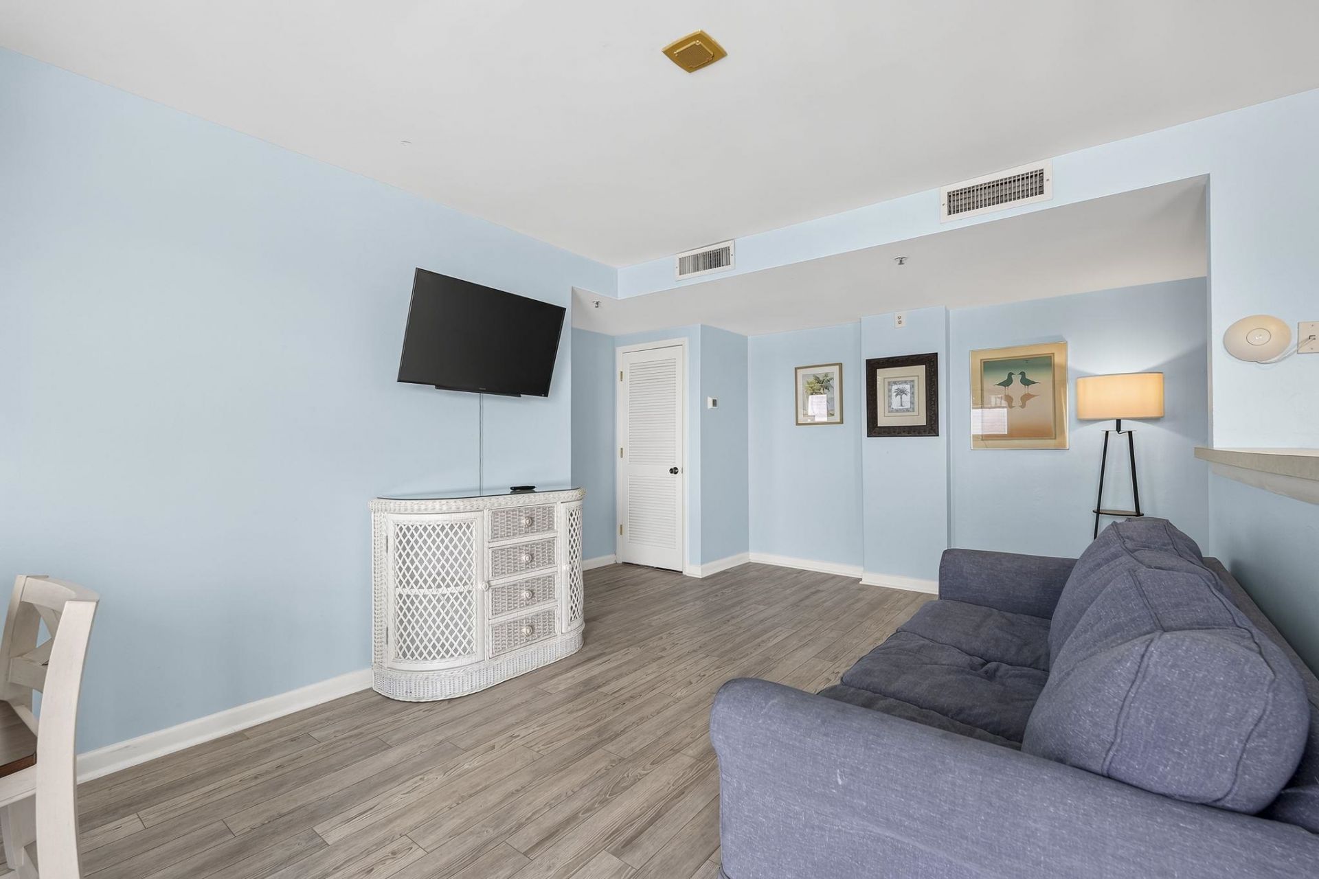 5905 S Kings Hwy.  Photo 10