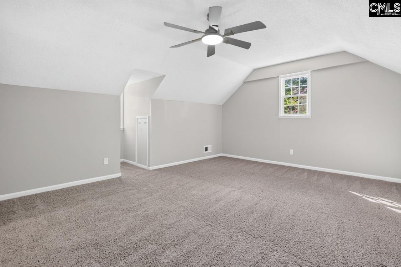 121 King George Way  Photo 12
