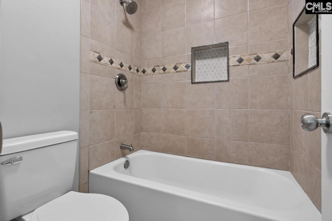 121 King George Way  Photo 13