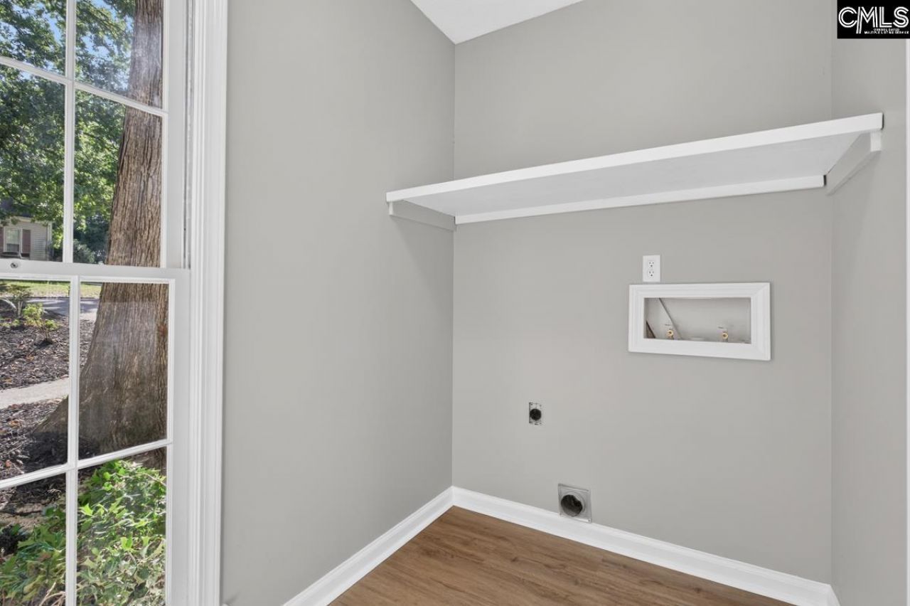 121 King George Way  Photo 31