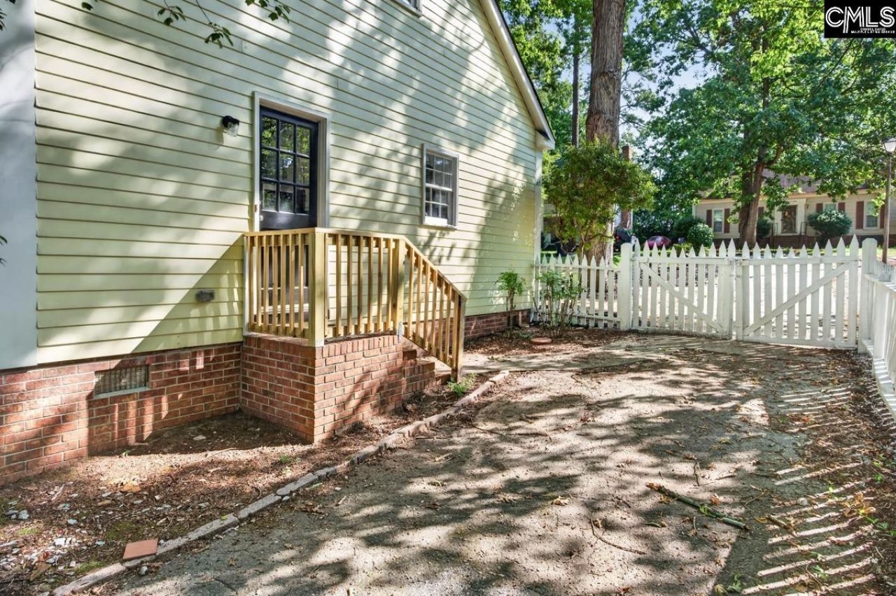 121 King George Way  Photo 41