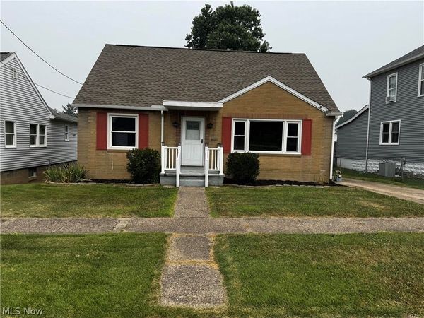 839 Brown Street , Zanesville, OH 43701