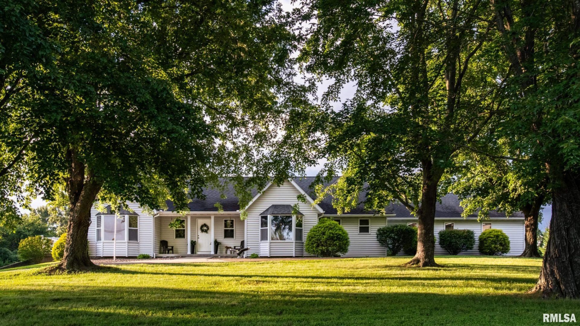 2505 Old Creal Springs Road, Marion, IL 62959 Main Photo