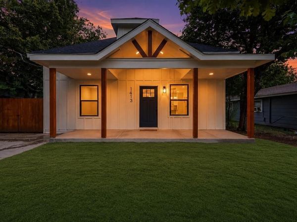 1413 N Wilhite Street, Cleburne, TX 76031