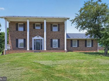 797 FALCON DRIVE NE , ABINGDON, VA 24210