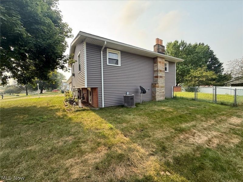 5364 Pisces Street SW, Canton, OH 44706 Photo 7