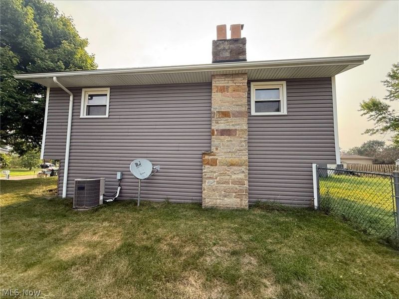 5364 Pisces Street SW, Canton, OH 44706 Photo 8