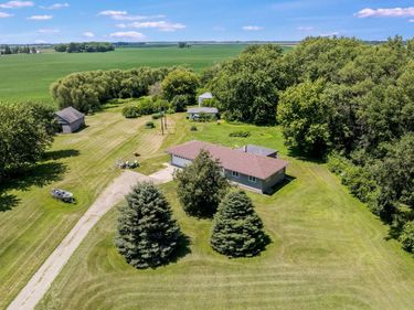 23265 445th Avenue, Delavan, MN 56023