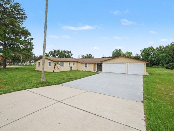 9220 MCINTOSH ROAD, DOVER, FL 33527