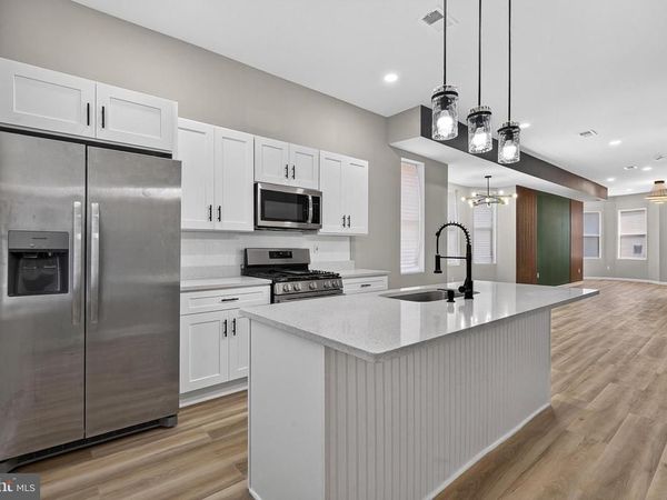 2820 AUCHENTOROLY TERRACE , BALTIMORE, MD 21217