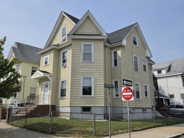 27 Medford St, Unit 3, Medford, MA 02155