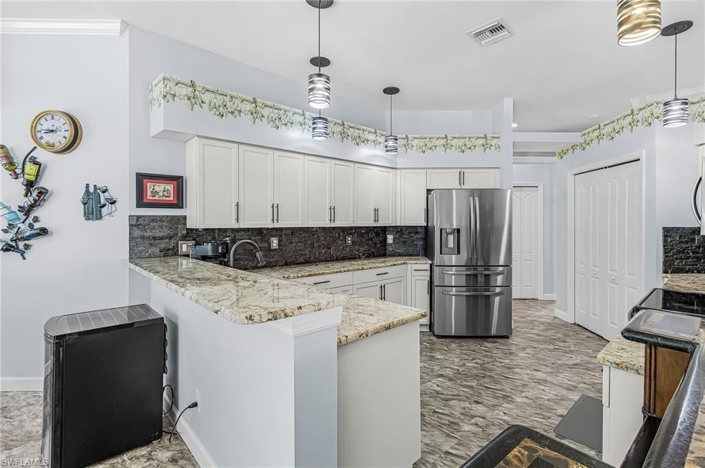 9237 Lanthorn Way , Estero, FL 33928 Photo