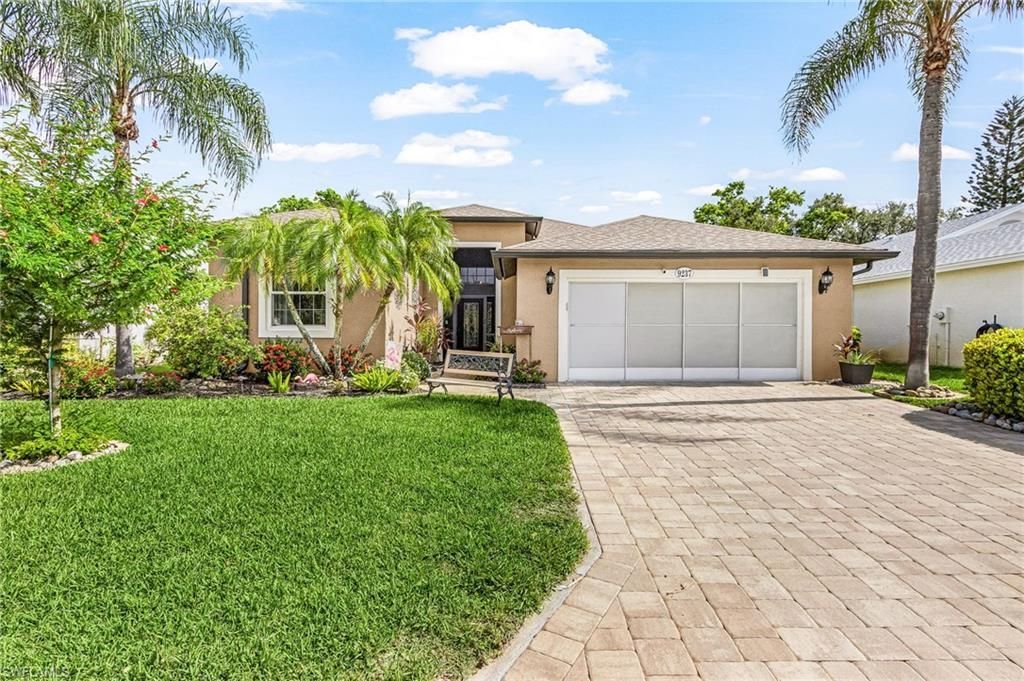 9237 Lanthorn Way , Estero, FL 33928 Photo
