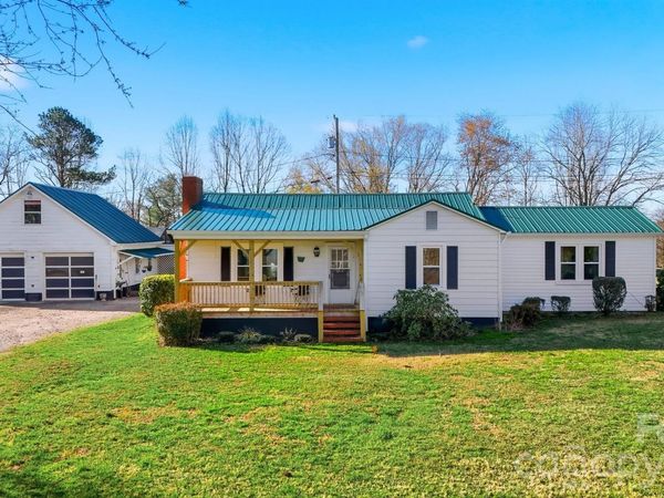 1406 Walt Arney Road SW, Lenoir, NC 28645