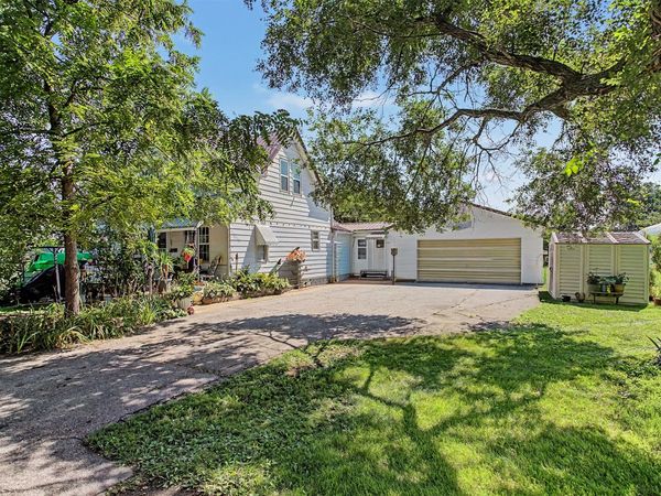 818 Avon Street , Stratford, IA 50249