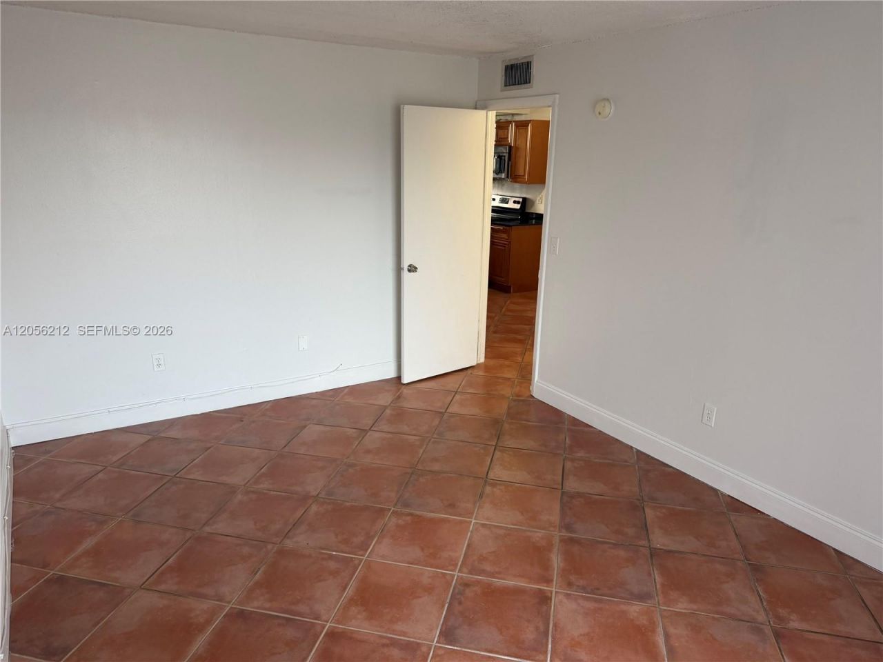 1801 S Treasure Dr, Unit 510, North Bay Village, FL 33141 Photo