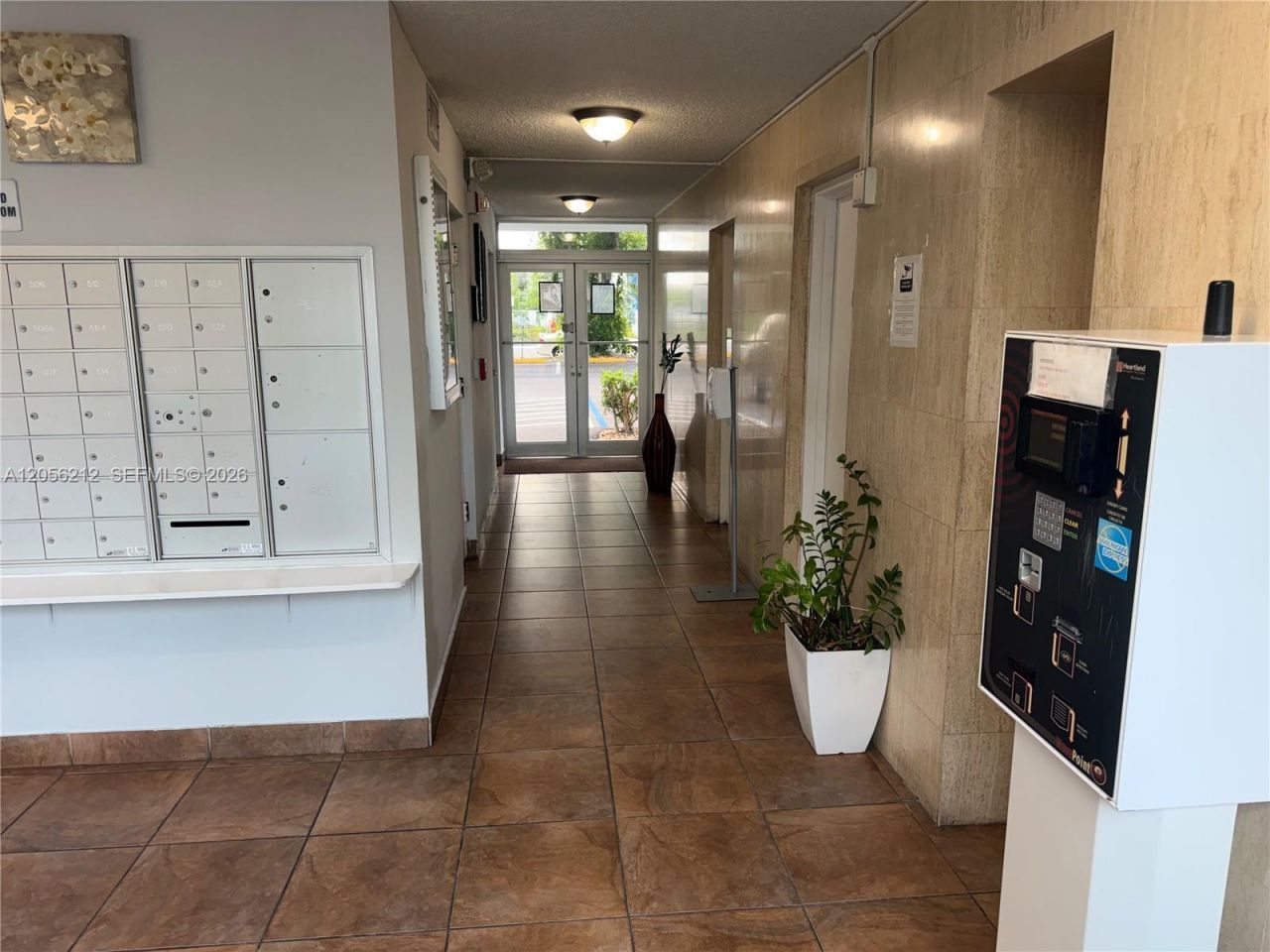 1801 S Treasure Dr, Unit 510, North Bay Village, FL 33141 Photo