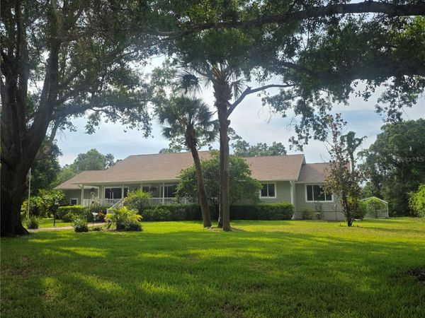 1109 UNDERWOOD DRIVE , VENICE, FL 34292