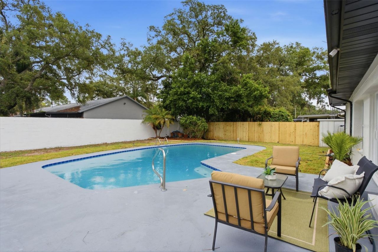 5106 Oakhaven Lane, Tampa, FL 33617 Photo