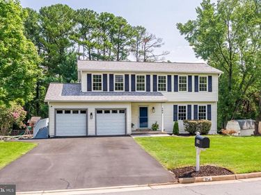 104 MAGNOLIA ROAD, STERLING, VA 20164