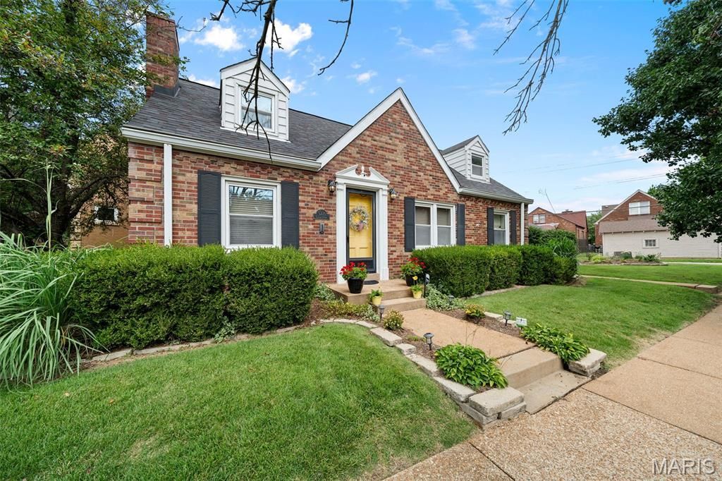 3721 Clifton Avenue, Saint Louis, MO 63109 Main Photo