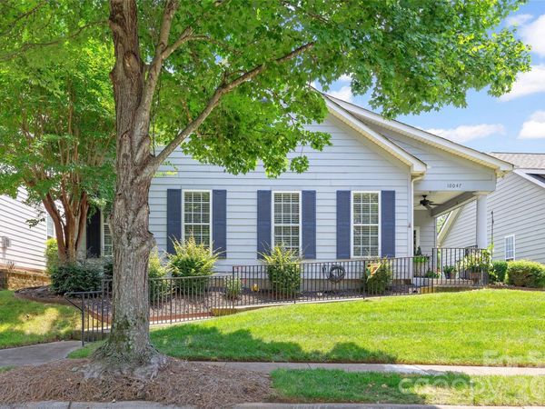 10047 Bishops Gate Boulevard, Pineville, NC 28134