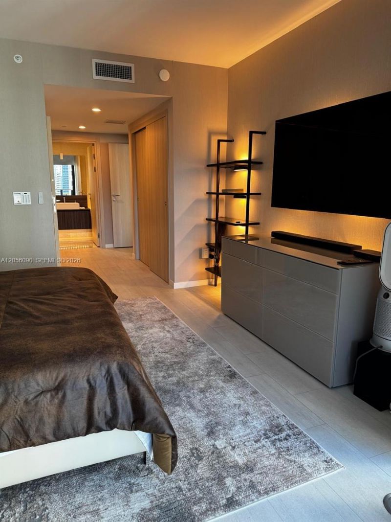 1000 Brickell Plaza , Unit 2301, Miami, FL 33131 Photo