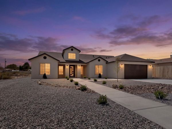 1613 33rd Street SE, Rio Rancho, NM 87124