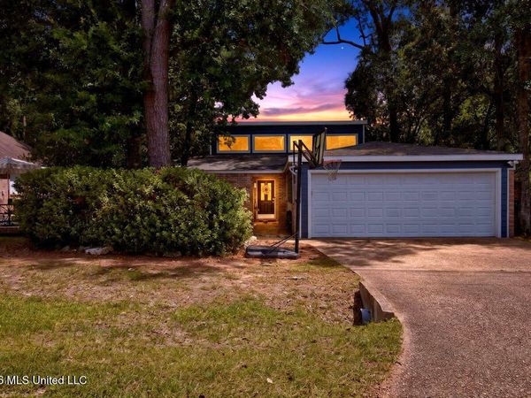 6553 Alakoko Drive, Diamondhead, MS 39525